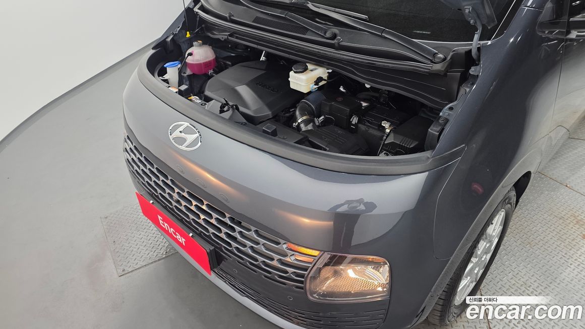 Hyundai Staria 2022