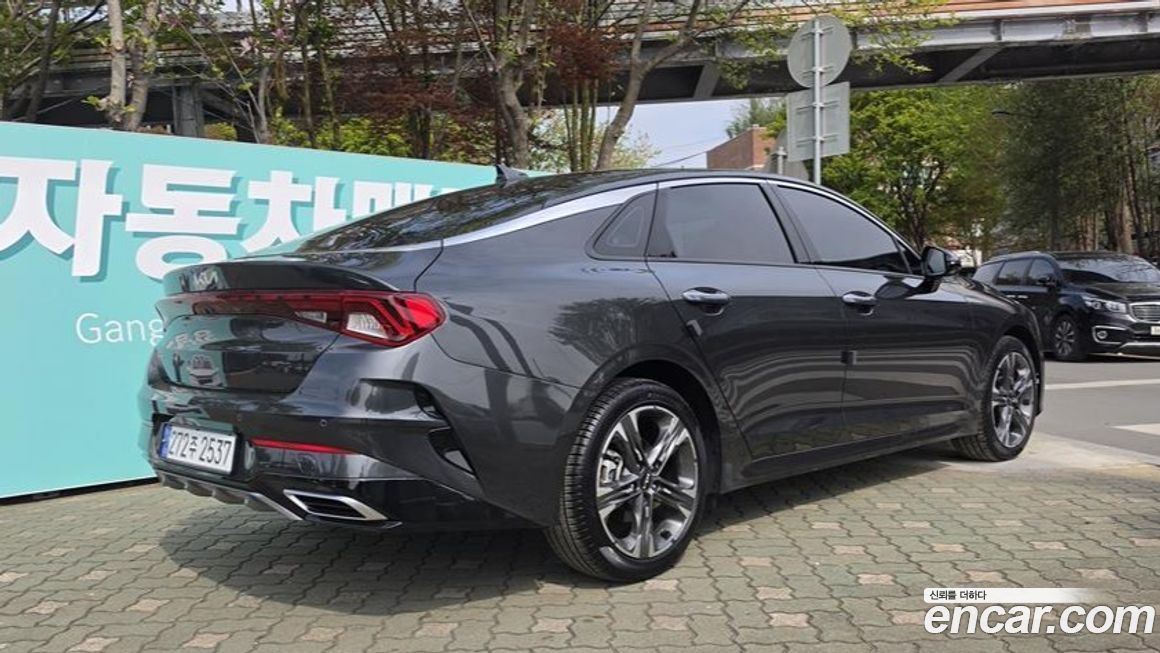 Kia K5 2023