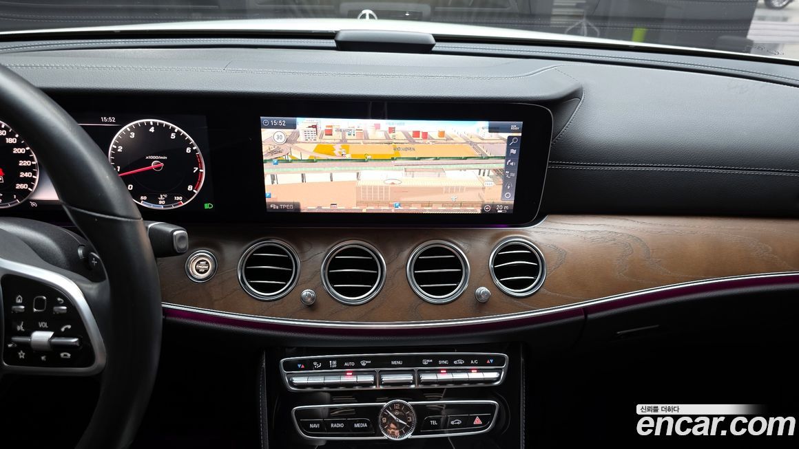 Mercedes-Benz E-Class 2019