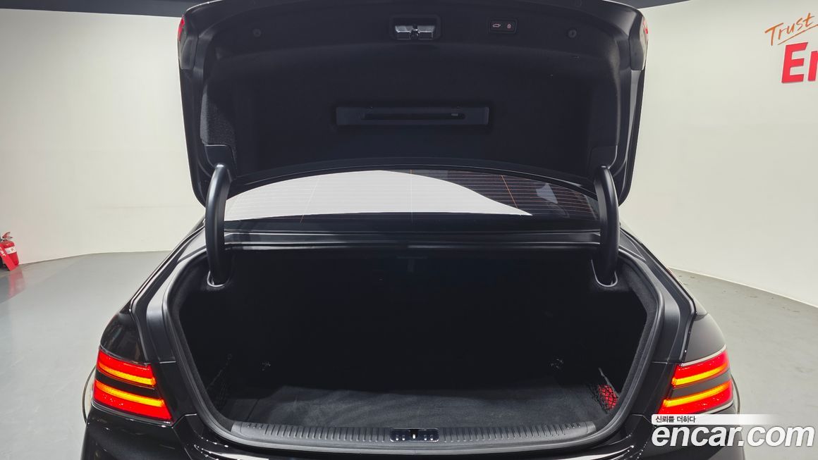 Genesis G90 2019
