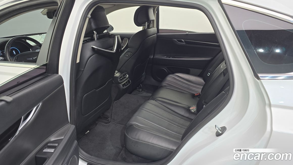 Genesis G80 2021