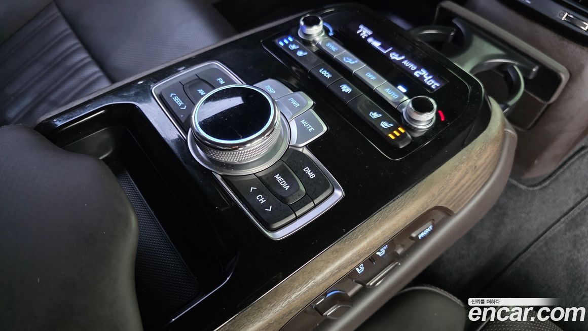 Genesis G90 2019