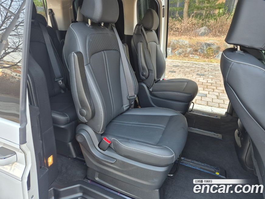 Hyundai Staria 2022