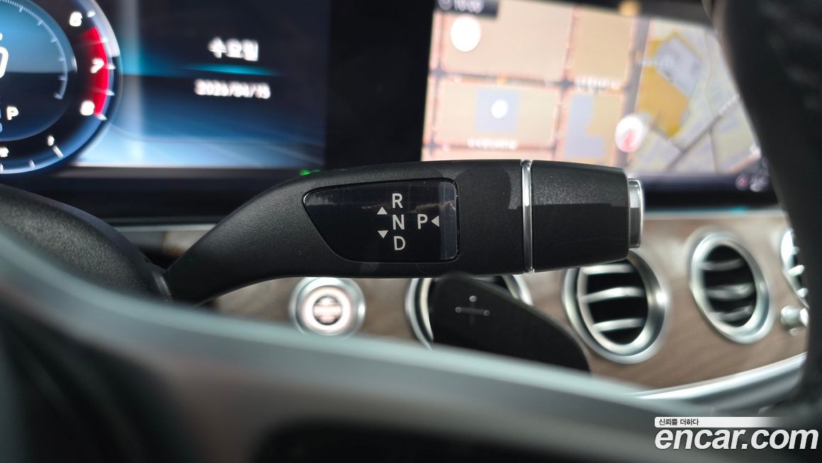 Mercedes-Benz E-Class 2020