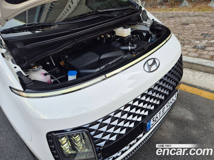 Hyundai Staria 2022