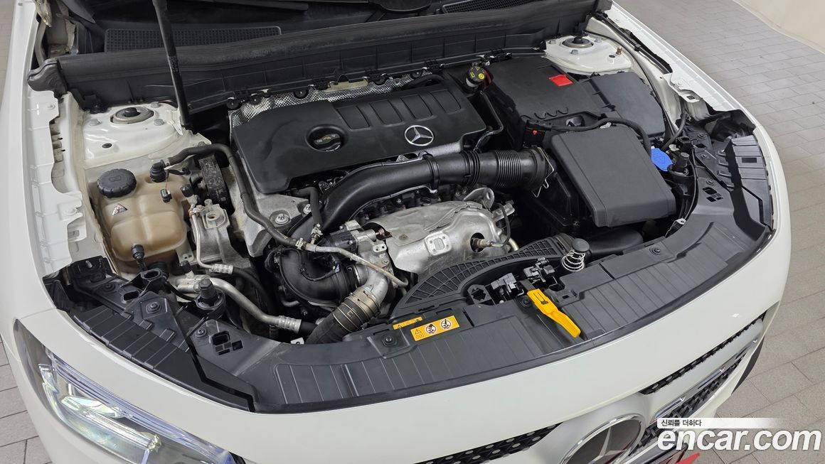 Mercedes-Benz GLB-Class 2022