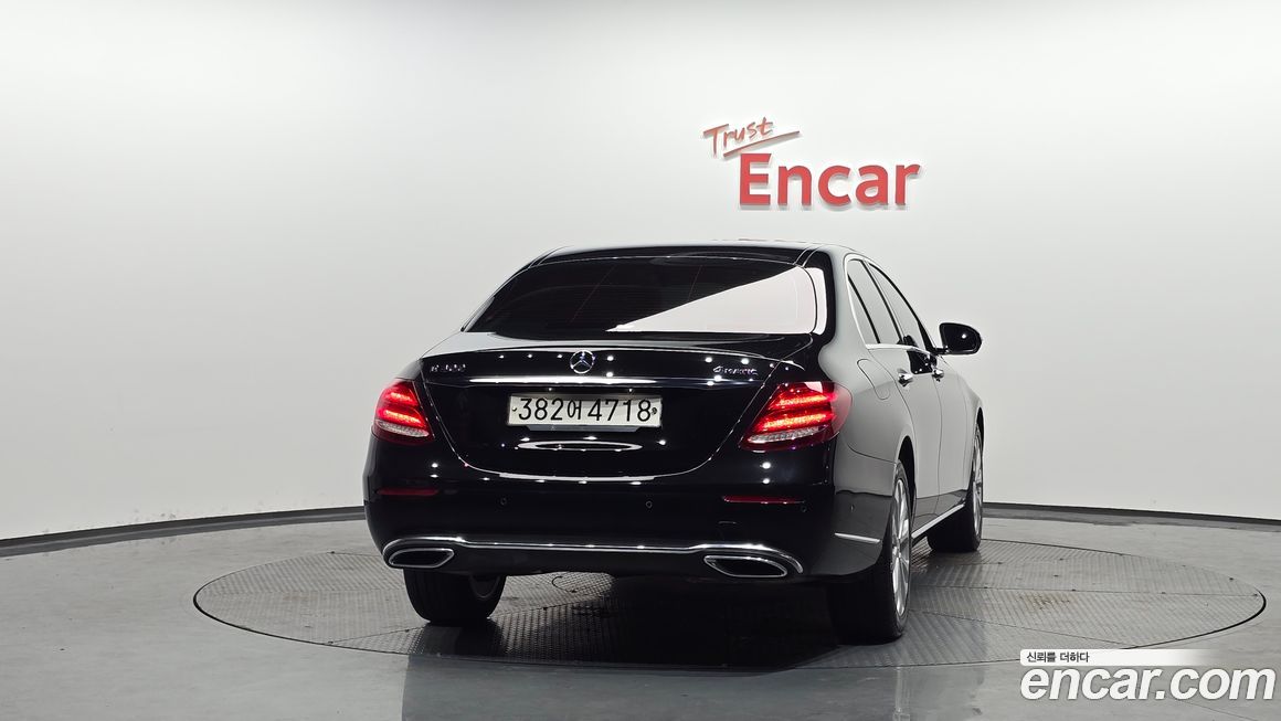 Mercedes-Benz E-Class 2020