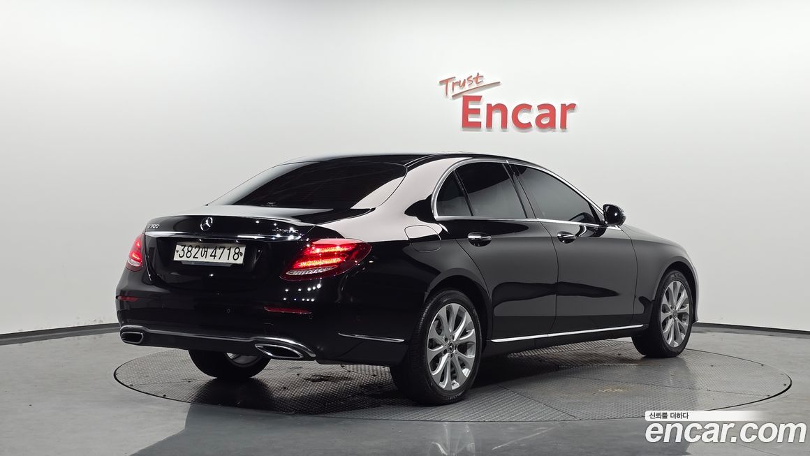 Mercedes-Benz E-Class 2020