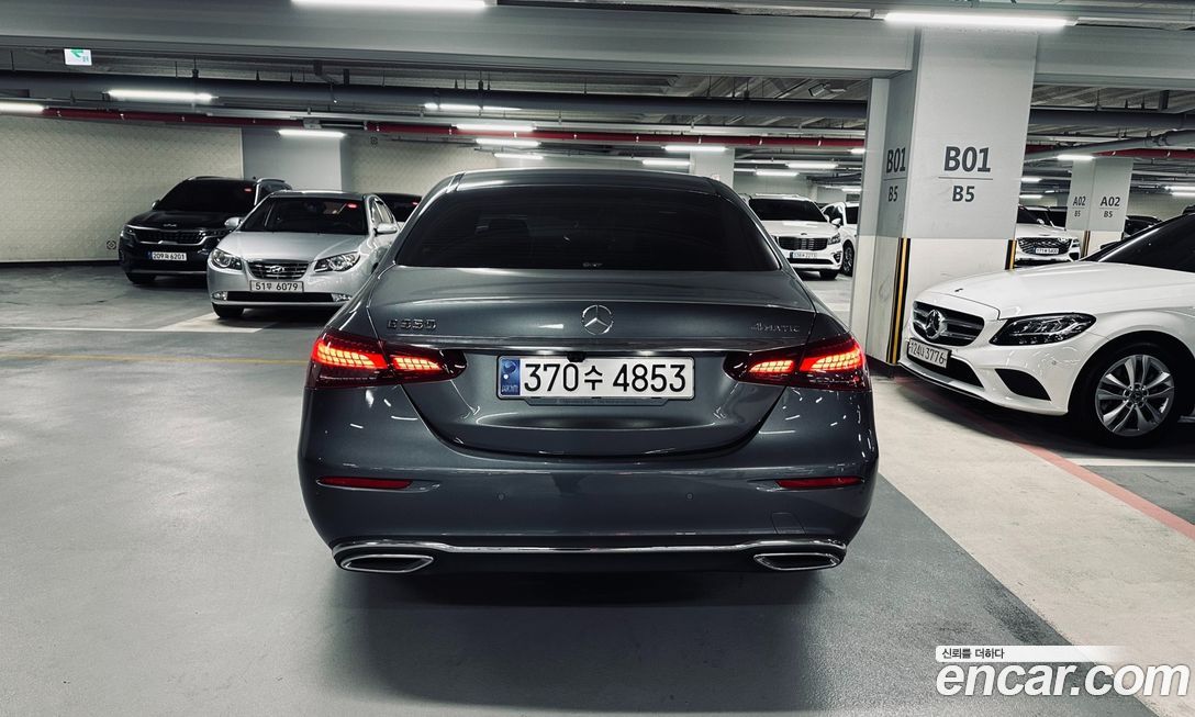 Mercedes-Benz E-Class 2021