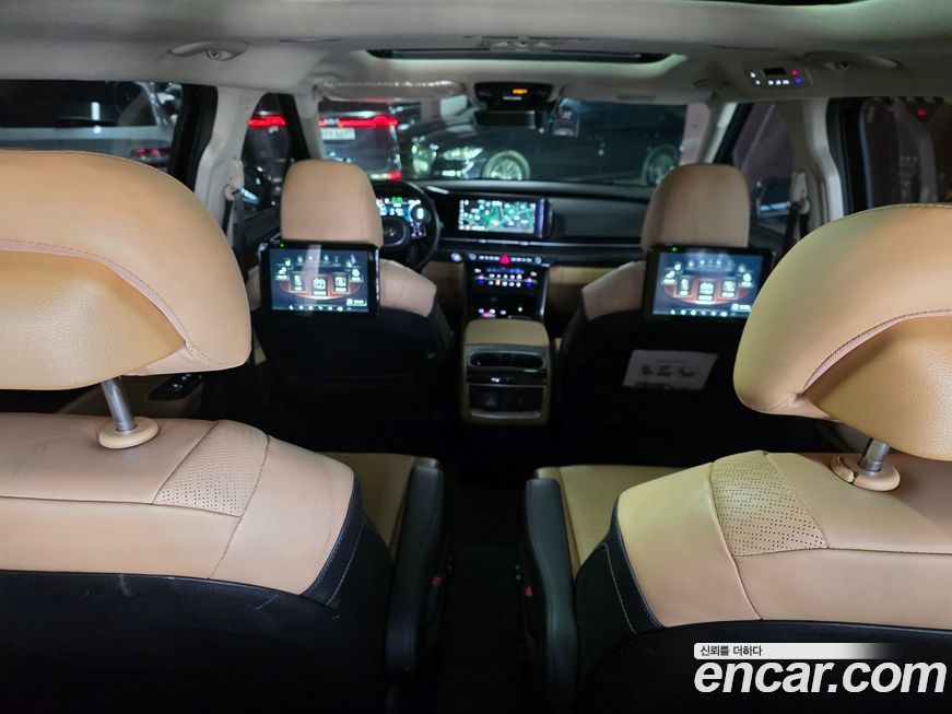 Kia Canival 2021