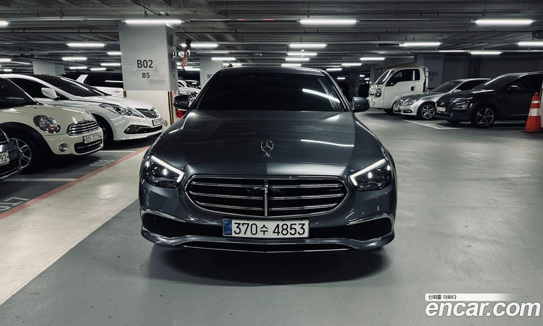 Mercedes-Benz E-Class 2021