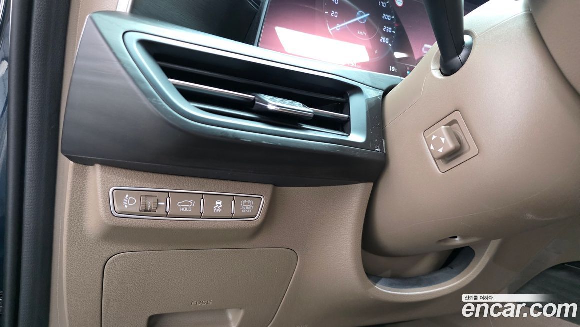 Kia K8 2023
