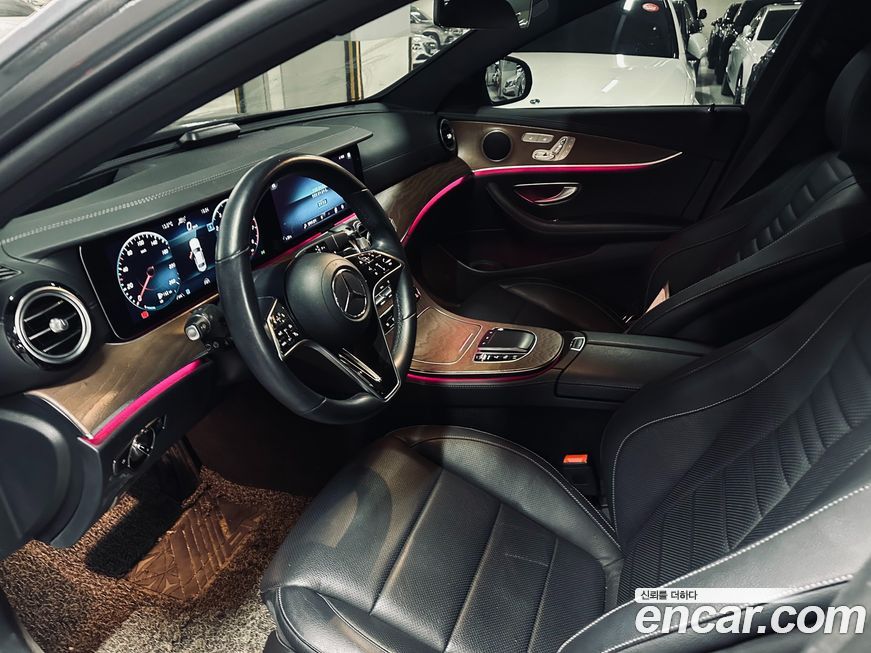 Mercedes-Benz E-Class 2021