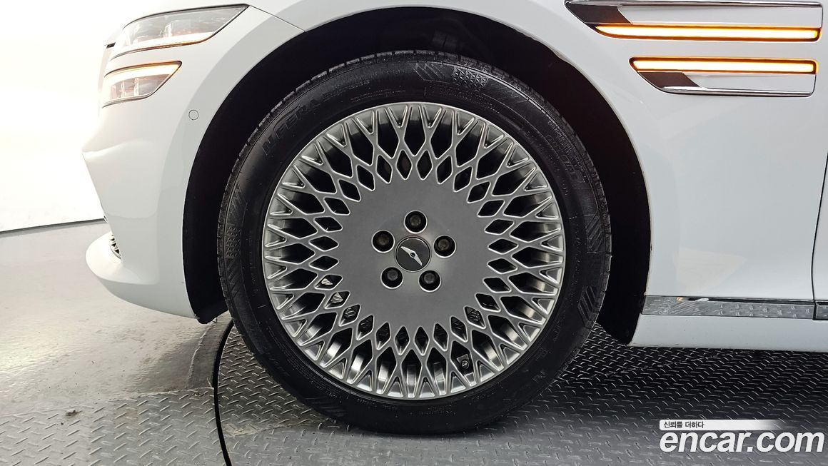 Genesis G80 2021