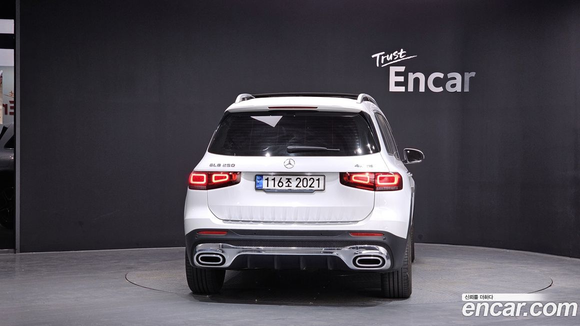 Mercedes-Benz GLB-Class 2020