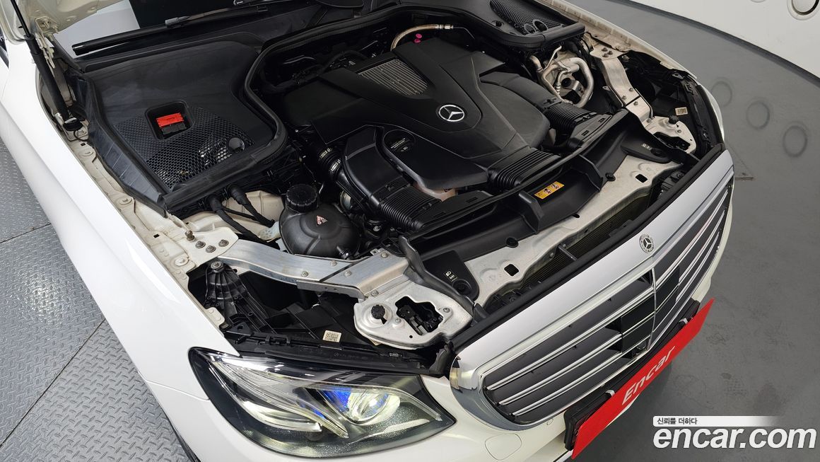 Mercedes-Benz E-Class 2020