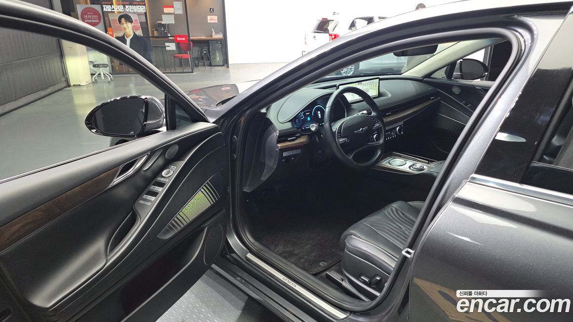 Genesis G80 2021