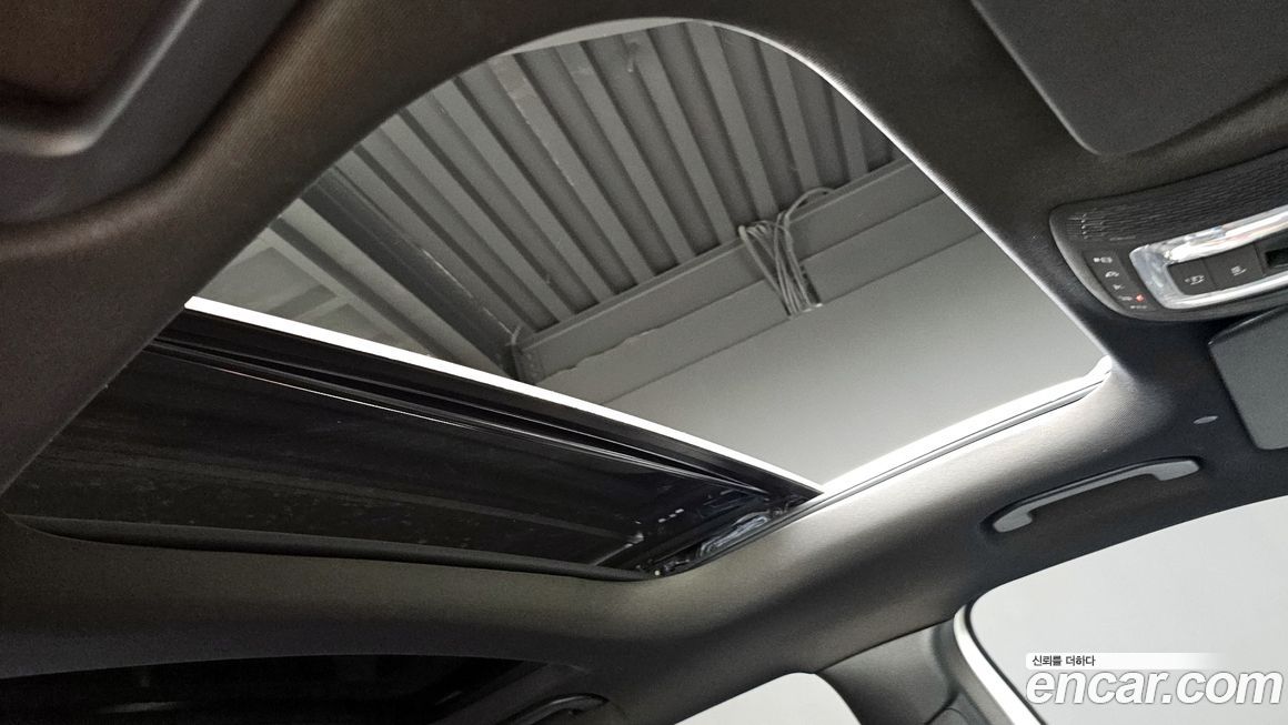 Mercedes-Benz GLB-Class 2020