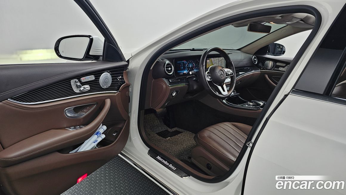 Mercedes-Benz E-Class 2020