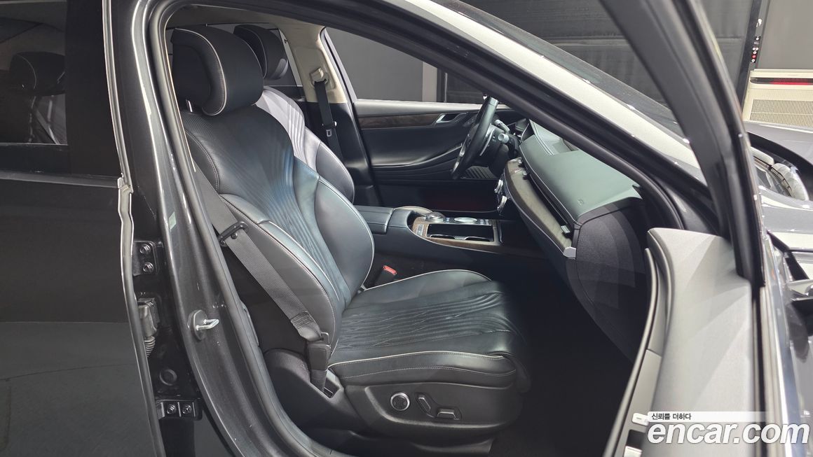 Genesis G80 2021