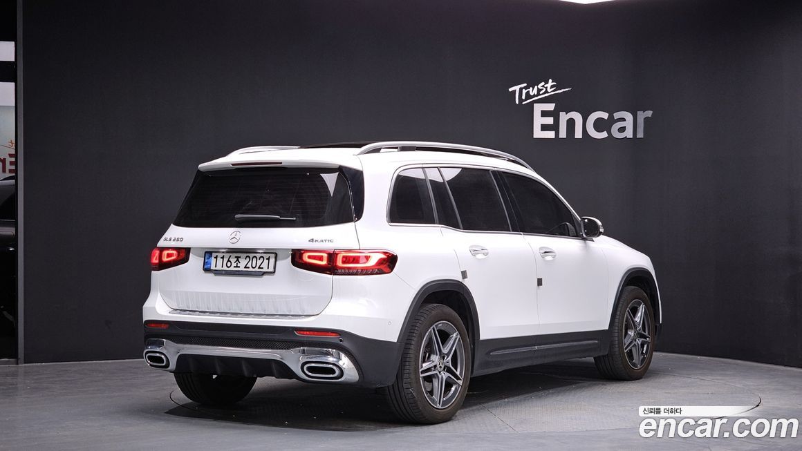 Mercedes-Benz GLB-Class 2020