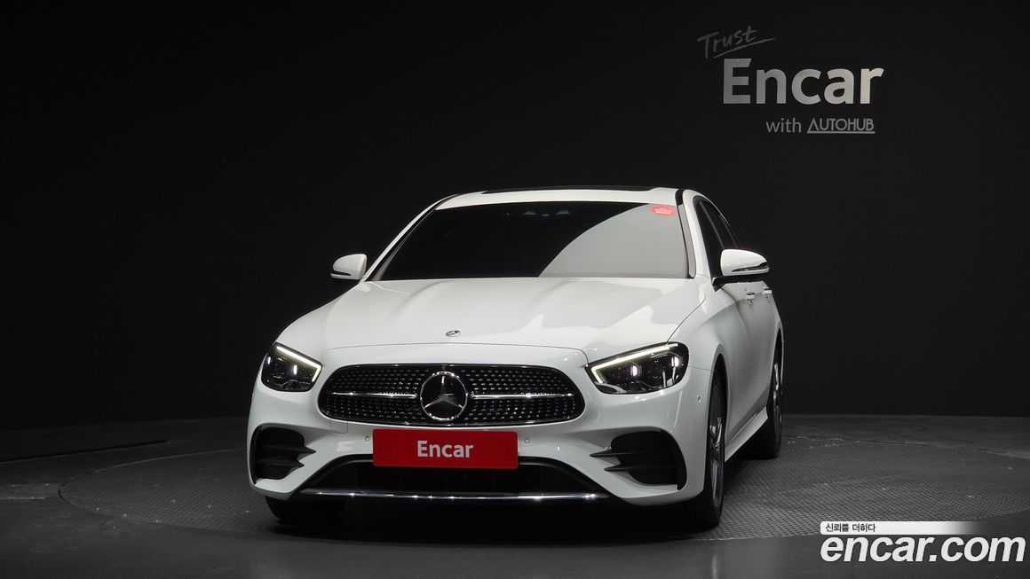 Mercedes-Benz E-Class 2023