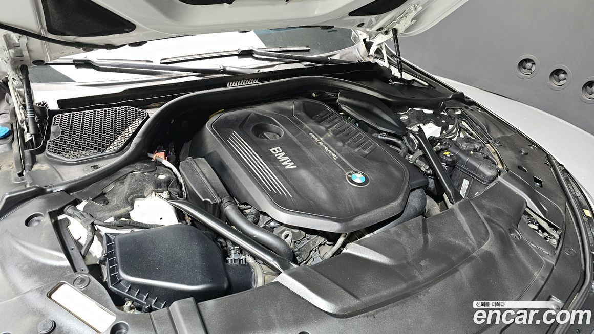 BMW 7-Series 2017