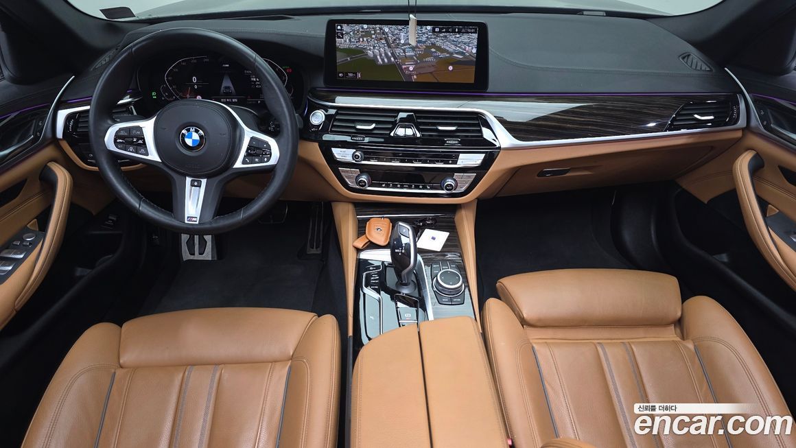 BMW 5-Series 2022