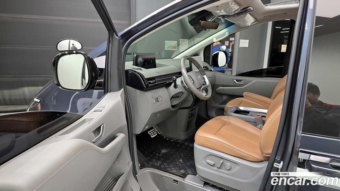Hyundai Staria 2022
