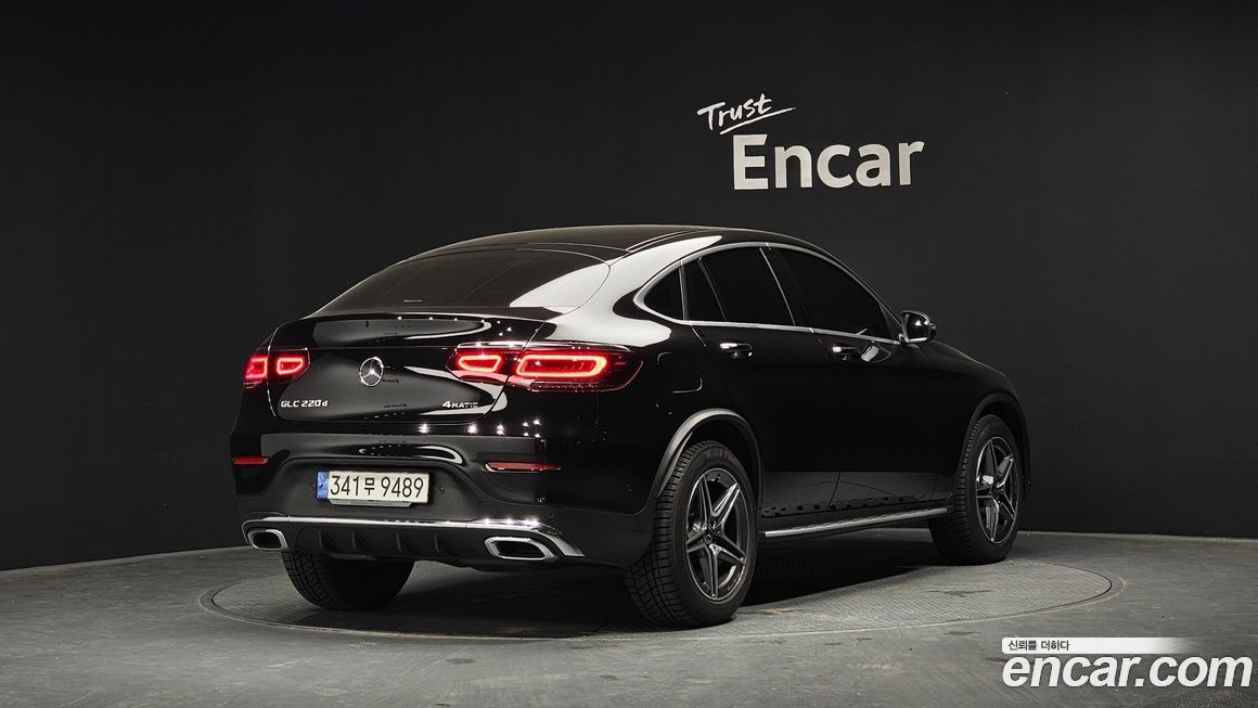 Mercedes-Benz GLC-Class 2021
