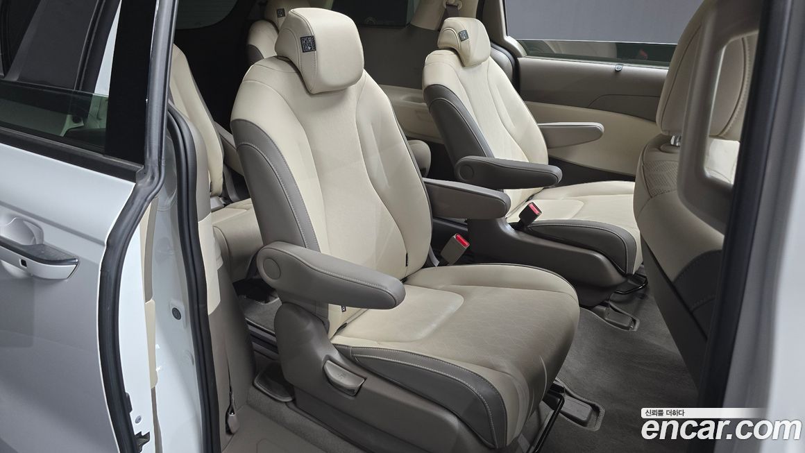 Kia Canival 2025