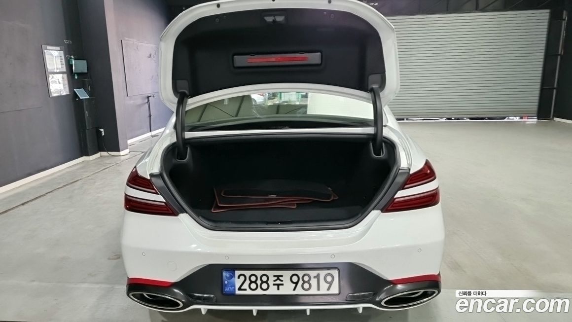 Genesis G70 2024