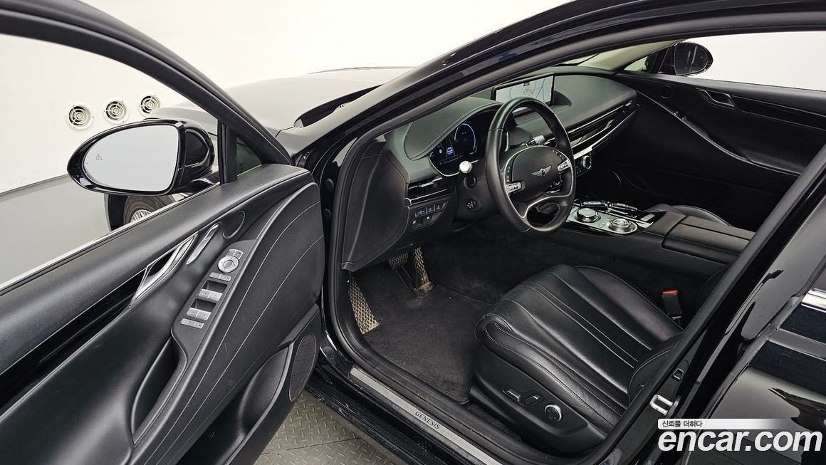 Genesis G80 2023