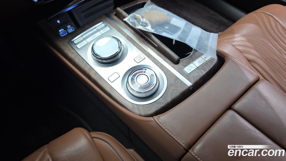 Genesis G80 2023