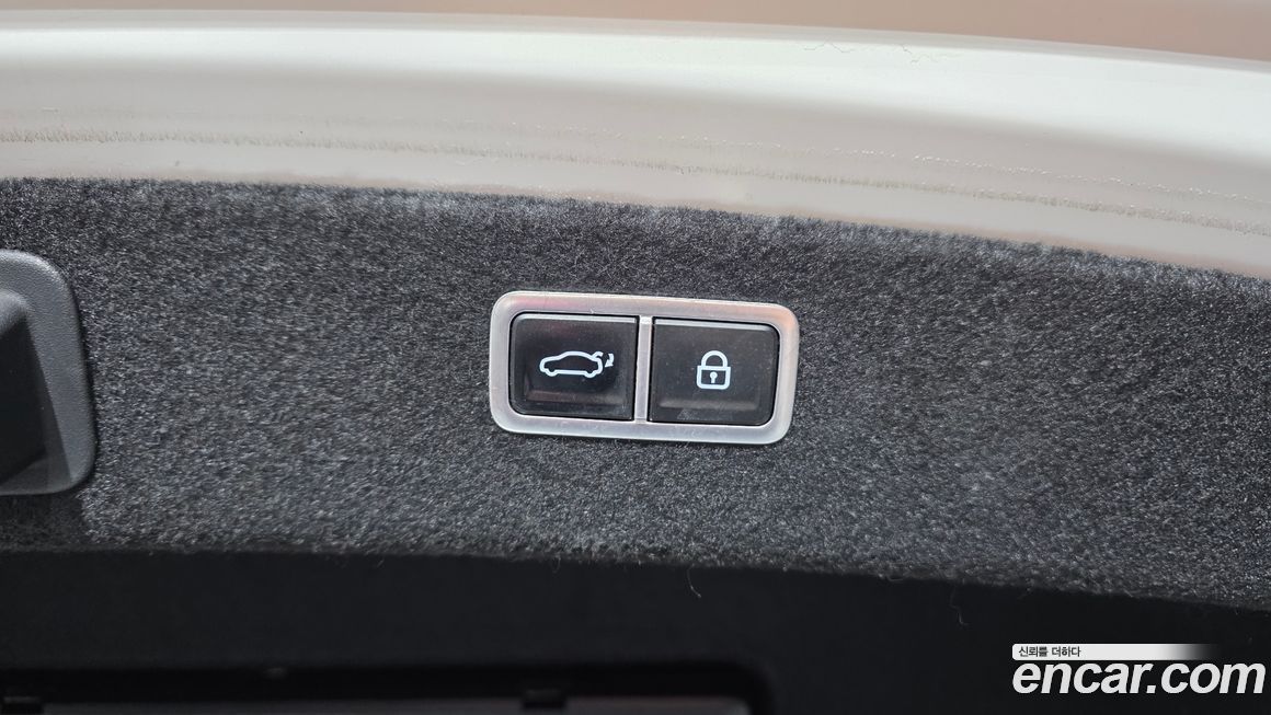 Genesis G80 2023