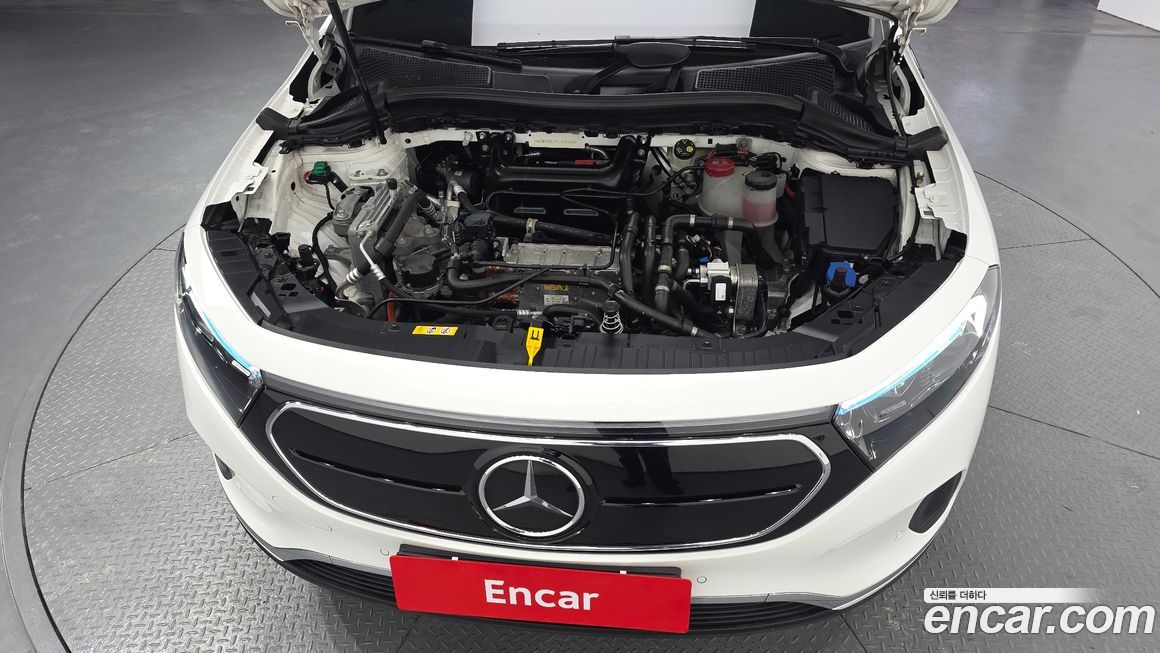 Mercedes-Benz EQA 2023