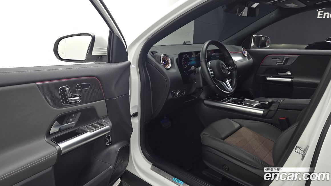 Mercedes-Benz EQA 2023