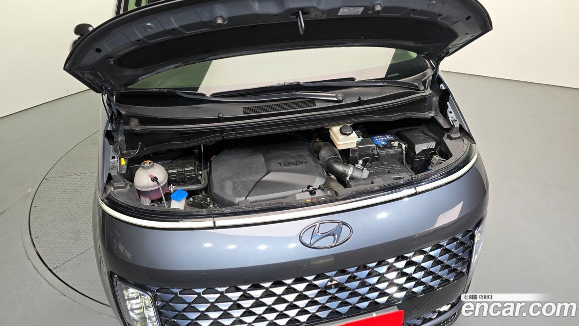 Hyundai Staria 2022