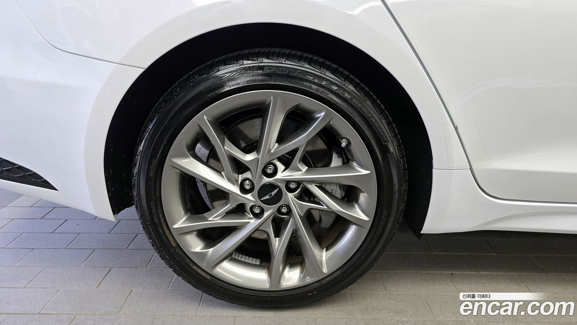 Genesis G70 2025