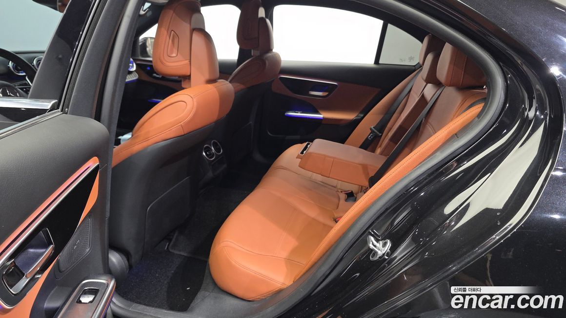 Mercedes-Benz C-Class 2022