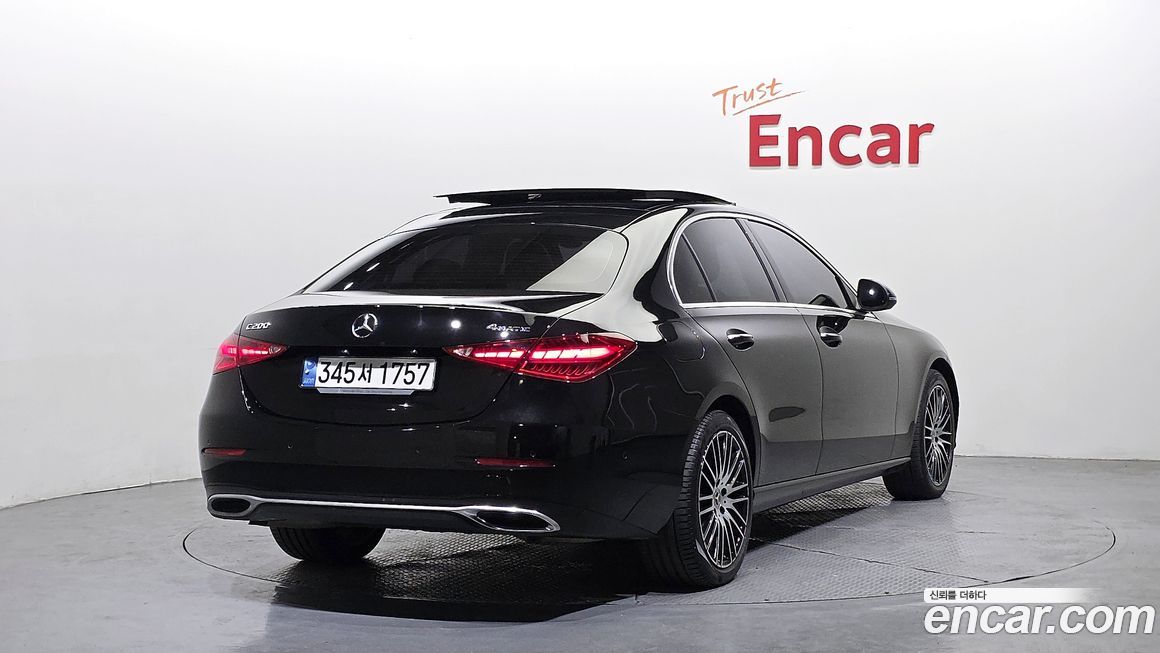 Mercedes-Benz C-Class 2022