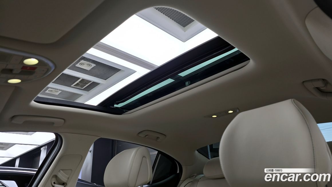 Genesis G70 2025