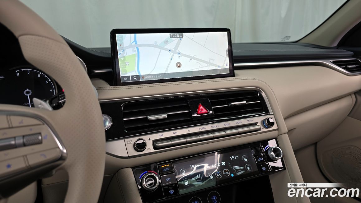 Genesis G70 2025