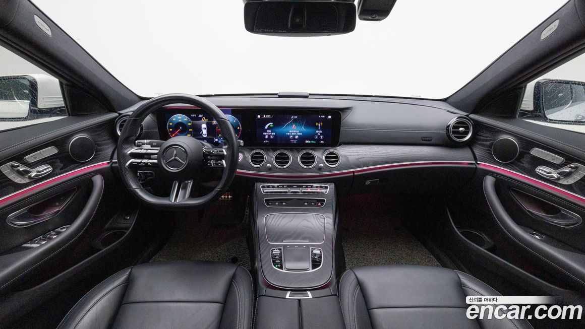 Mercedes-Benz E-Class 2021