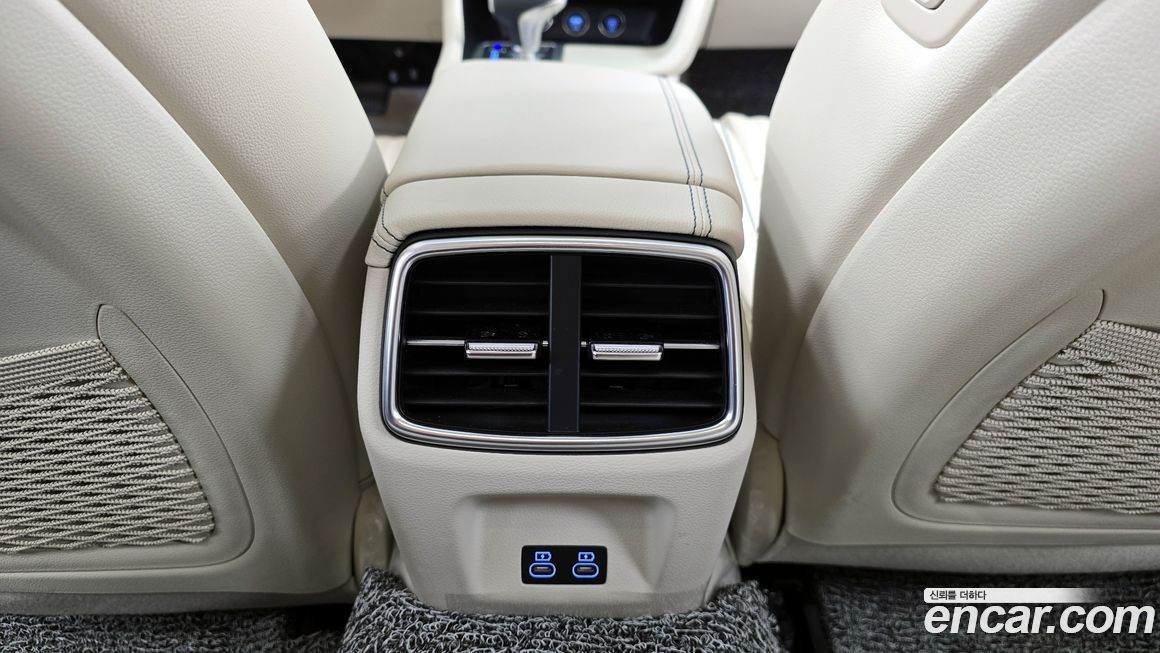 Genesis G70 2025