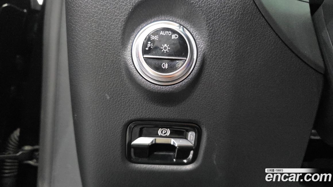 Mercedes-Benz C-Class 2022