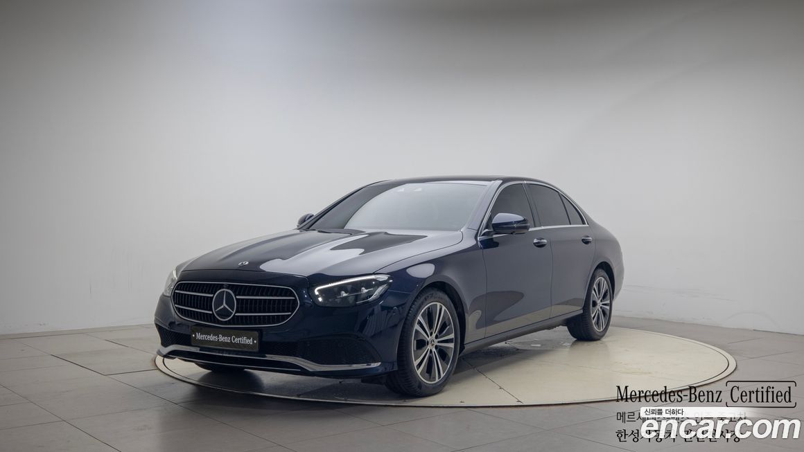 Mercedes-Benz E-Class 2022