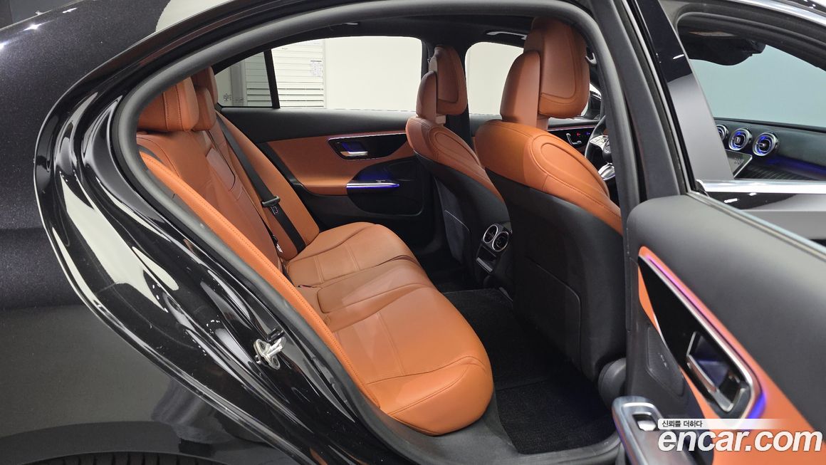 Mercedes-Benz C-Class 2022