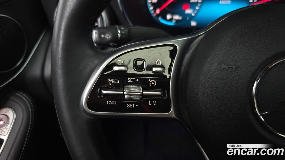 Mercedes-Benz GLC-Class 2020