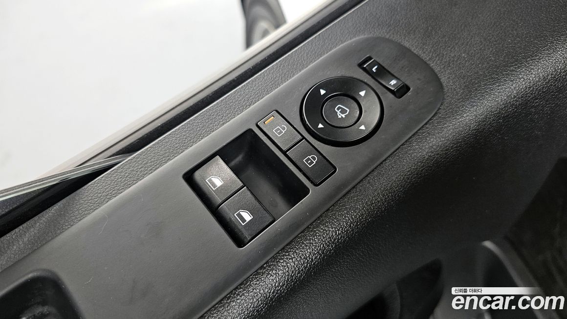 Hyundai ST1 2025
